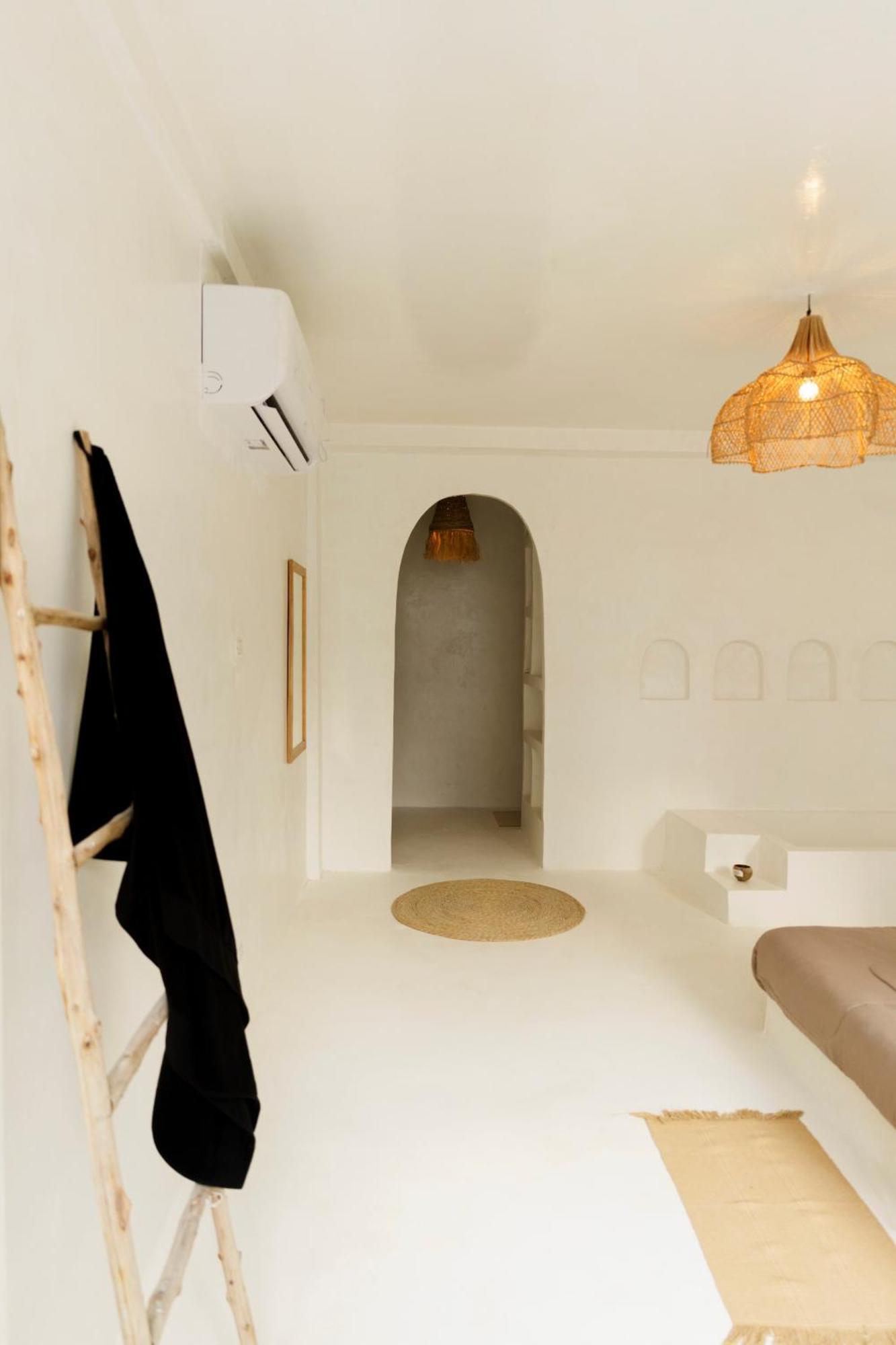 Hotel The Hidden 3*